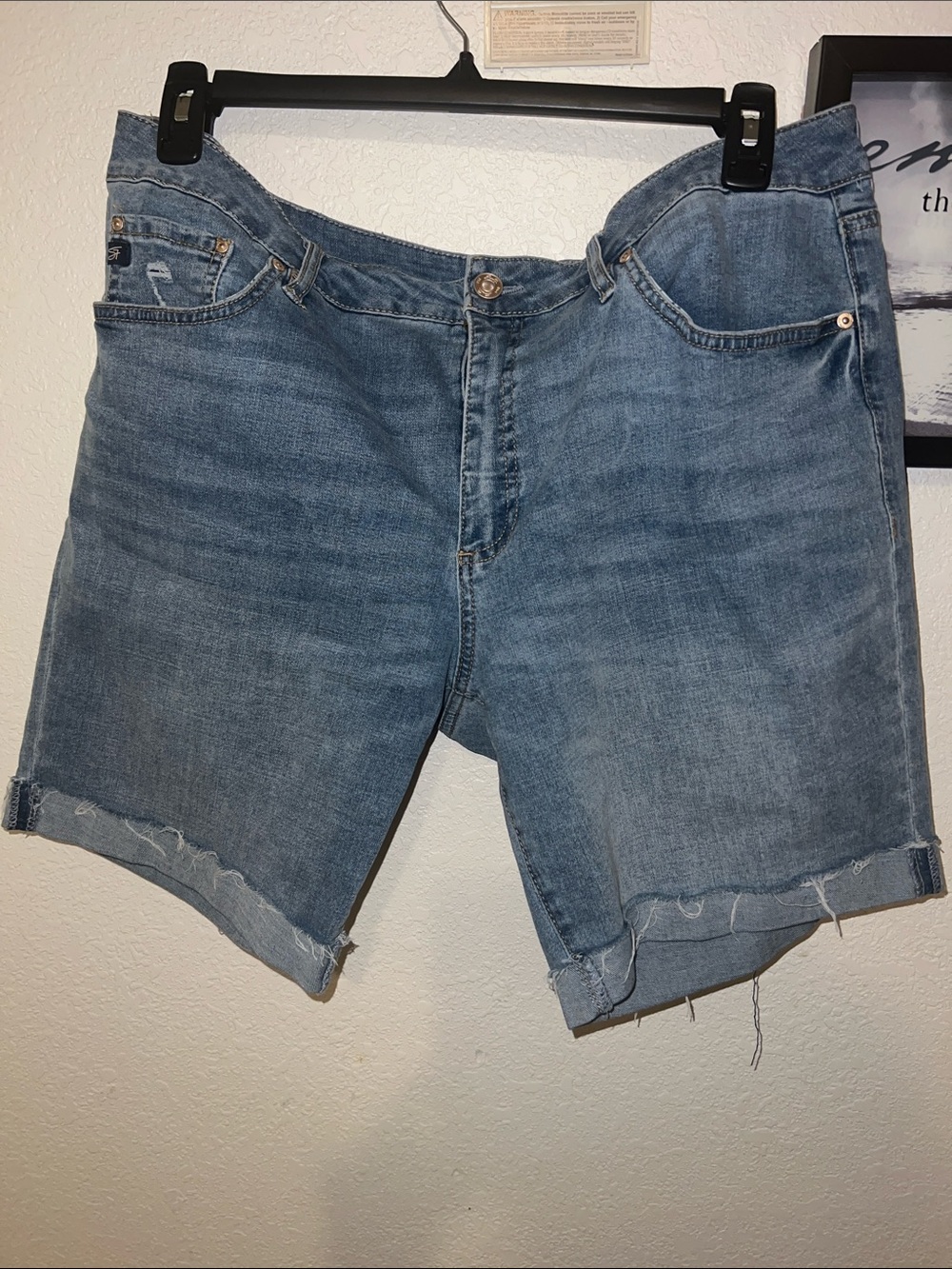 Seven7 Women's Light Blue Denim Cutoff Shorts